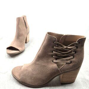 Sole Society Peep Toe Boots Suede Tan Block Heel Bohemian Ankle Booties Size 9.5